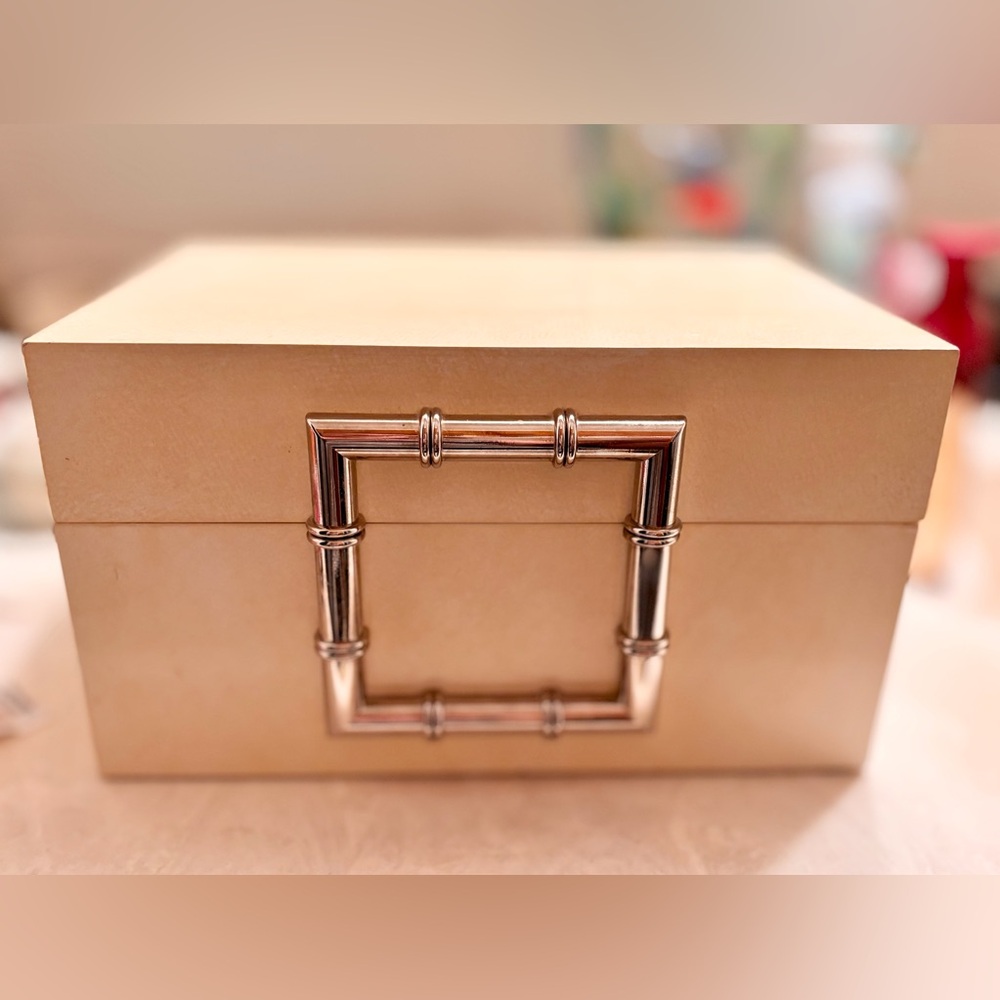 Global Views Ivory Cream Jewelry Box with Silver Bamboo Accent
